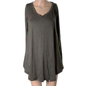 Isaac Liev Womens Swing Top T Shirt Long Sleeve Relaxed Fit Solid Green Medium